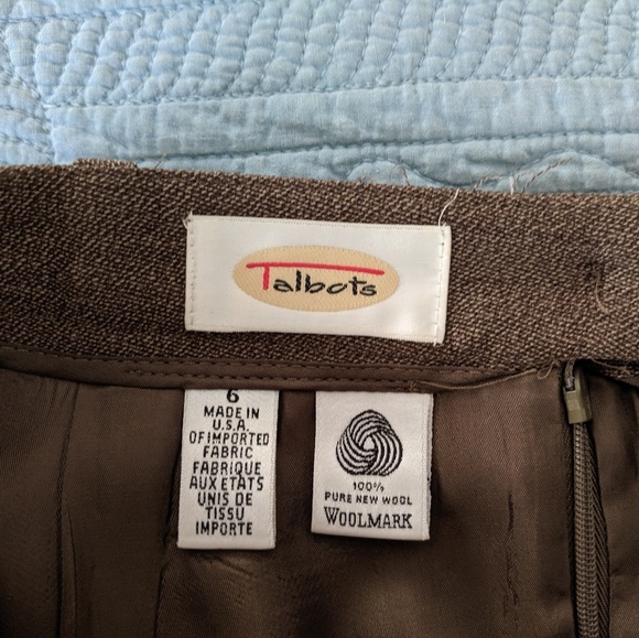 Beautiful A-line Talbot's skirt - Picture 6 of 7